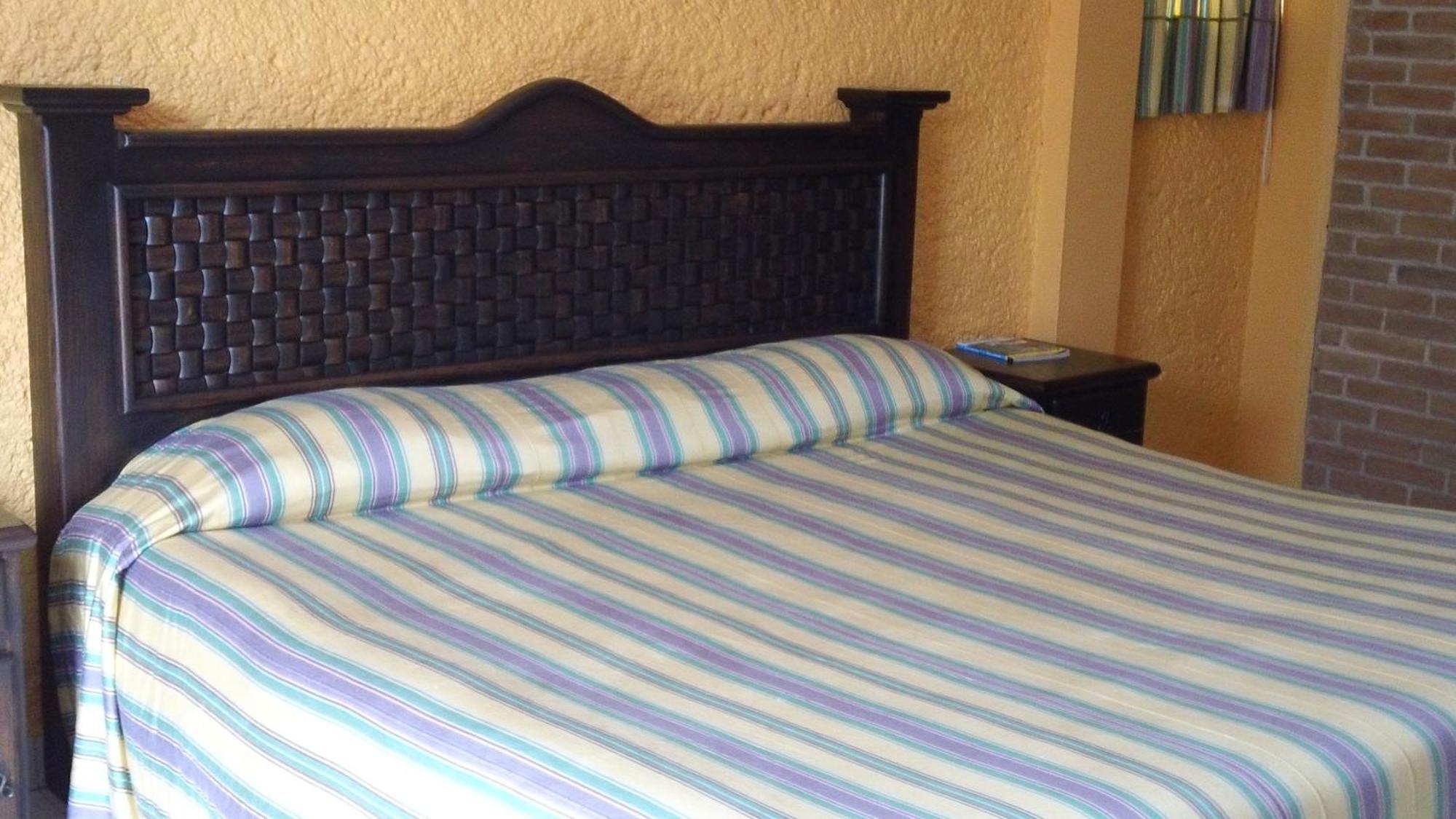 Hotel Villa Monarca Inn Ситакуаро Номер фото