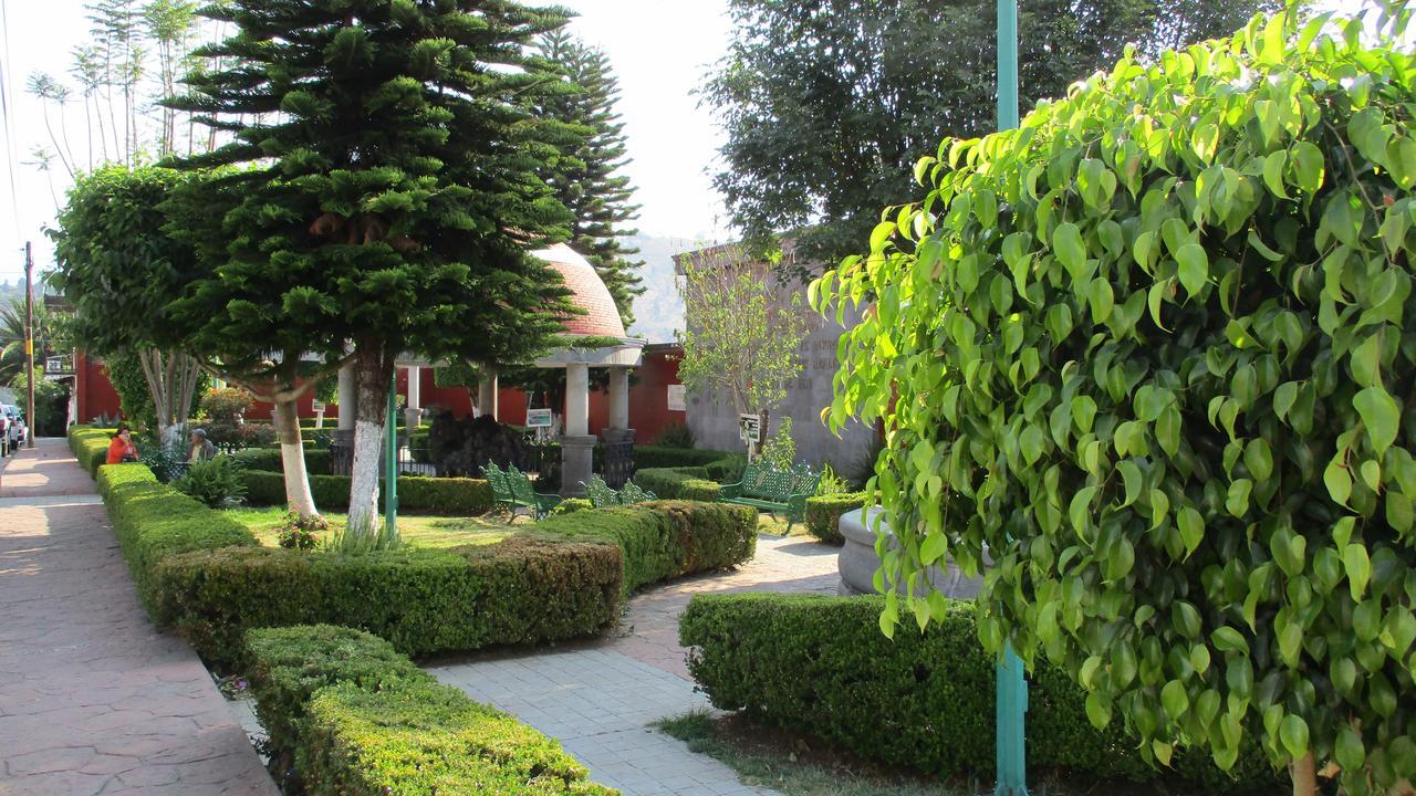 Hotel Villa Monarca Inn Ситакуаро Экстерьер фото