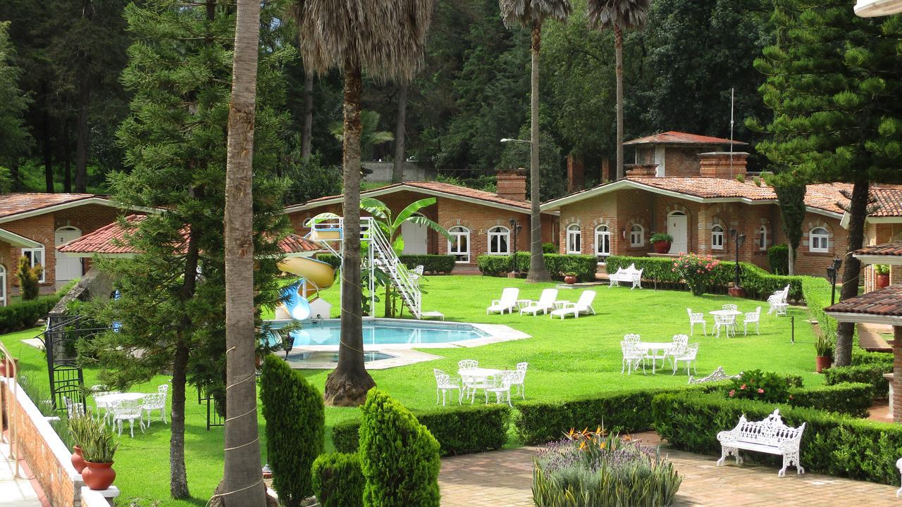 Hotel Villa Monarca Inn Ситакуаро Экстерьер фото