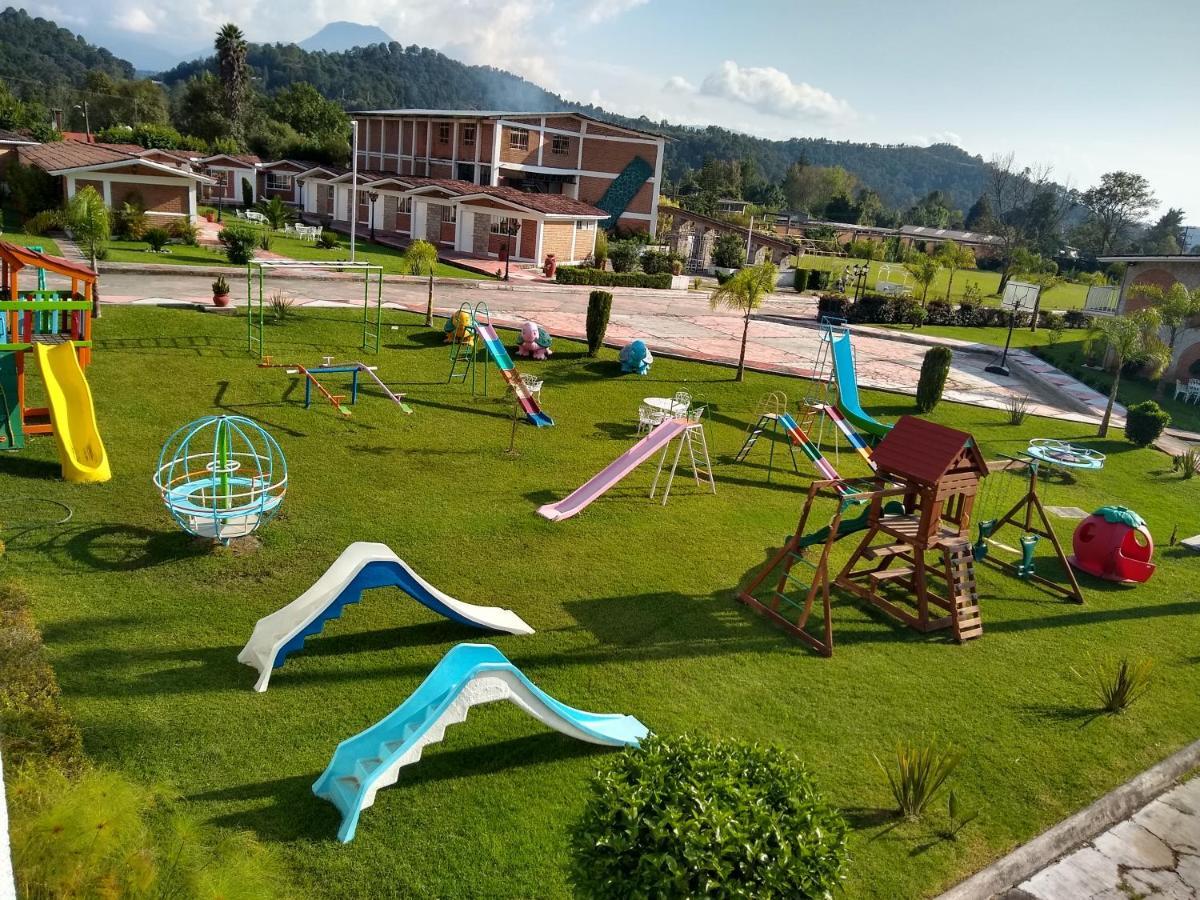 Hotel Villa Monarca Inn Ситакуаро Экстерьер фото